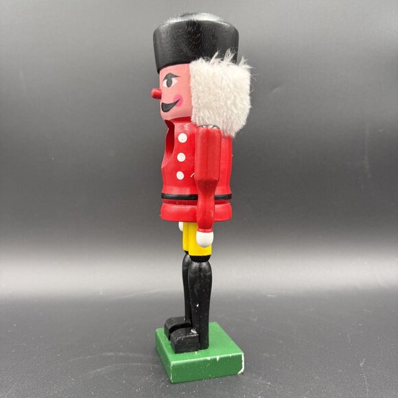 Nutcracker Soldier Wooden Sears and Roebuck Red/Yellow/Black 10" Vtg - Picture 2 of 10